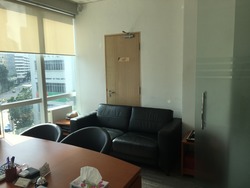 Sunshine Plaza (D7), Office #183075152